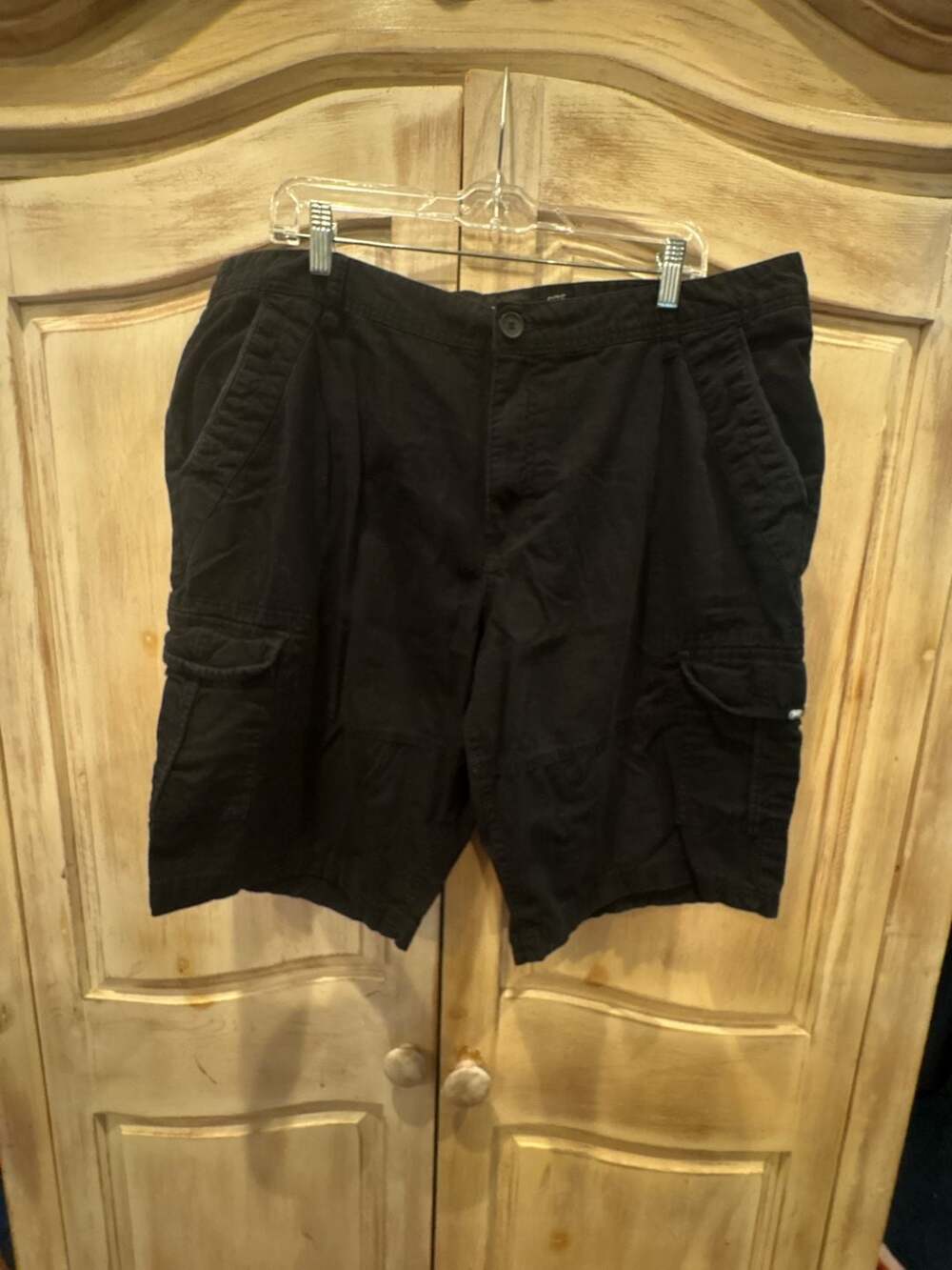 Ecko Unltd Cargo Shorts Size 38 Black Cotton Casual Pocket